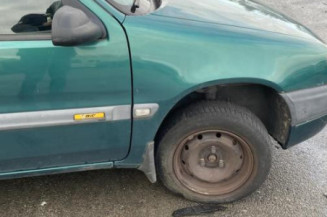 Optique avant secondaire gauche (feux)(clignotant) CITROEN SAXO