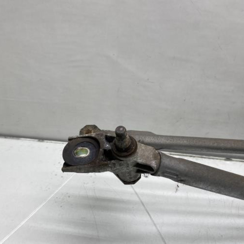 Moteur essuie glace avant VOLKSWAGEN PASSAT 4 Photo n°3