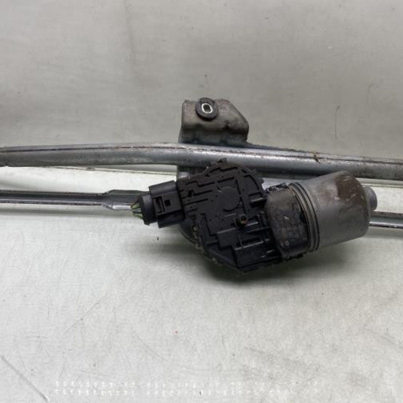 Moteur essuie glace avant VOLKSWAGEN PASSAT 4 Photo n°4