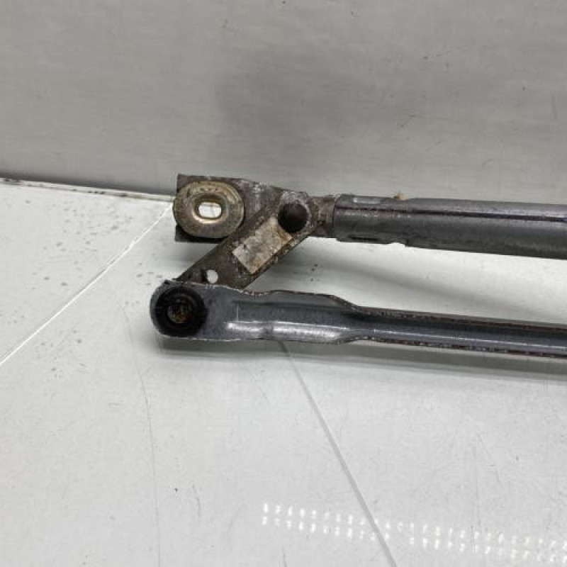 Moteur essuie glace avant VOLKSWAGEN PASSAT 4 Photo n°6