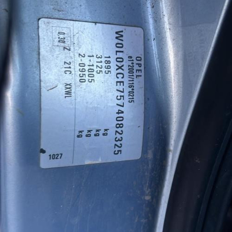 Feu arriere principal gauche (feux) OPEL MERIVA A Photo n°9