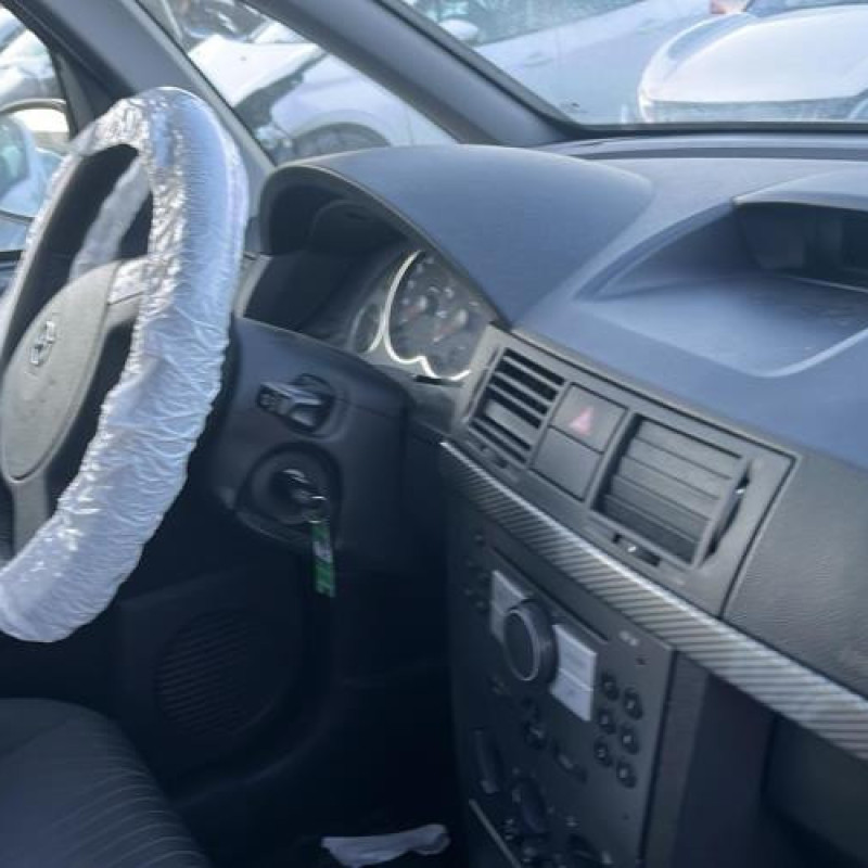 Feu arriere principal gauche (feux) OPEL MERIVA A Photo n°10