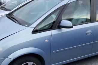 Feu arriere principal gauche (feux) OPEL MERIVA A