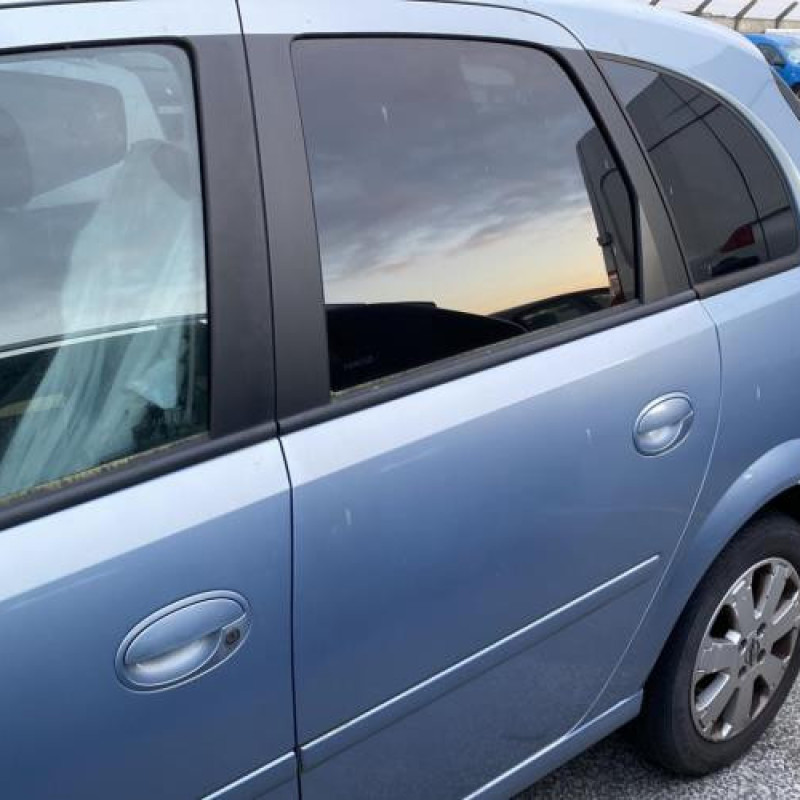 Feu arriere principal gauche (feux) OPEL MERIVA A Photo n°16