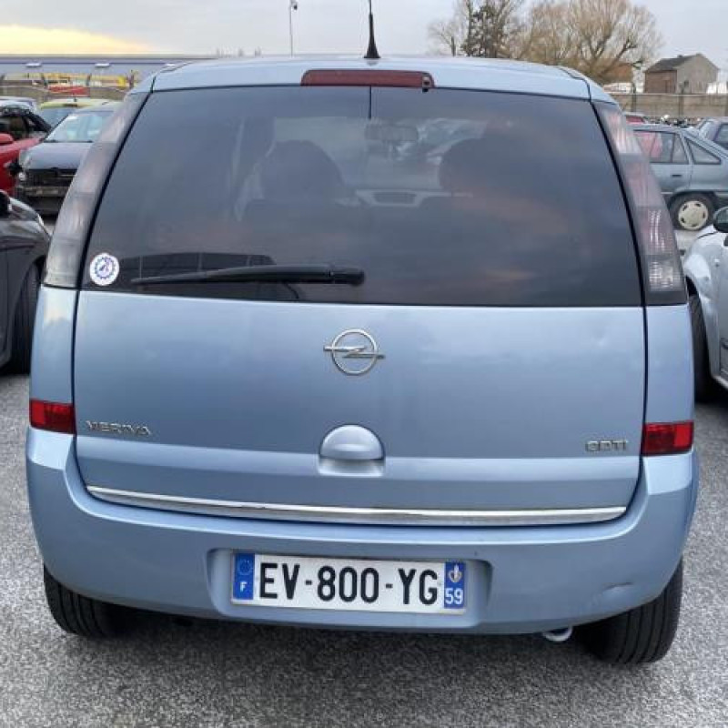 Feu arriere principal gauche (feux) OPEL MERIVA A Photo n°18