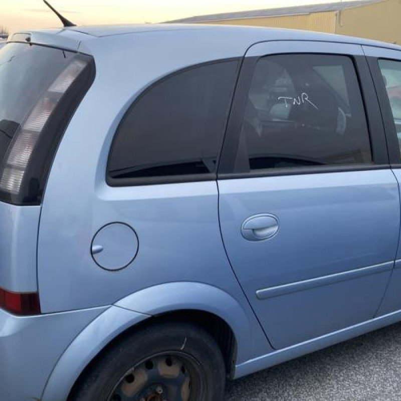 Feu arriere principal gauche (feux) OPEL MERIVA A Photo n°20