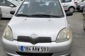 Optique avant principal gauche (feux)(phare) TOYOTA YARIS 1