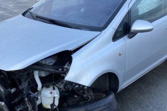 Boite de vitesses OPEL CORSA D