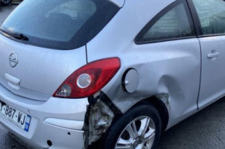 Boite de vitesses OPEL CORSA D