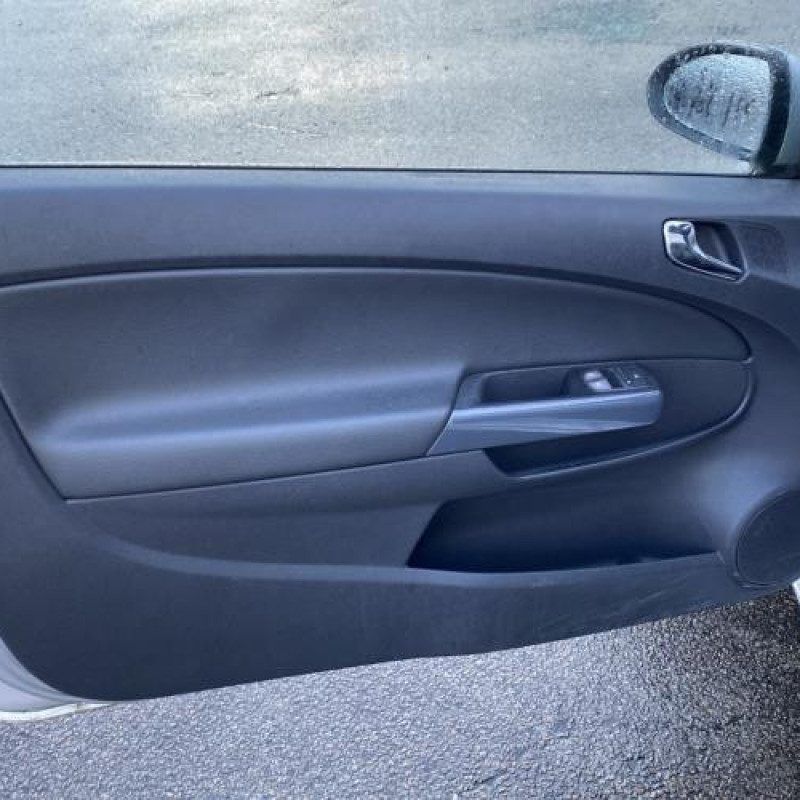 Boite de vitesses OPEL CORSA D Photo n°13