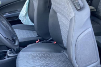 Boite de vitesses OPEL CORSA D