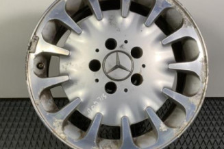 Jante MERCEDES CLASSE E 211 Photo n°1
