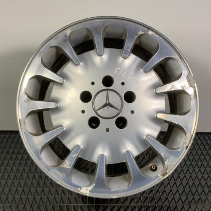 Jante MERCEDES CLASSE E 211 Photo n°1