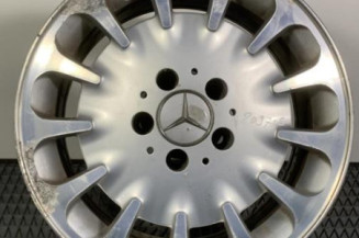 Jante MERCEDES CLASSE E 211 Photo n°1