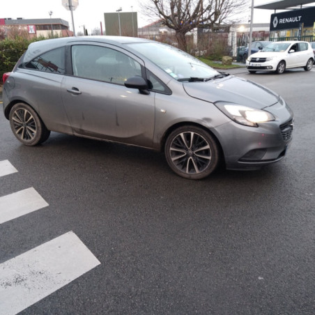 OPEL CORSA E 1.4i - 16V