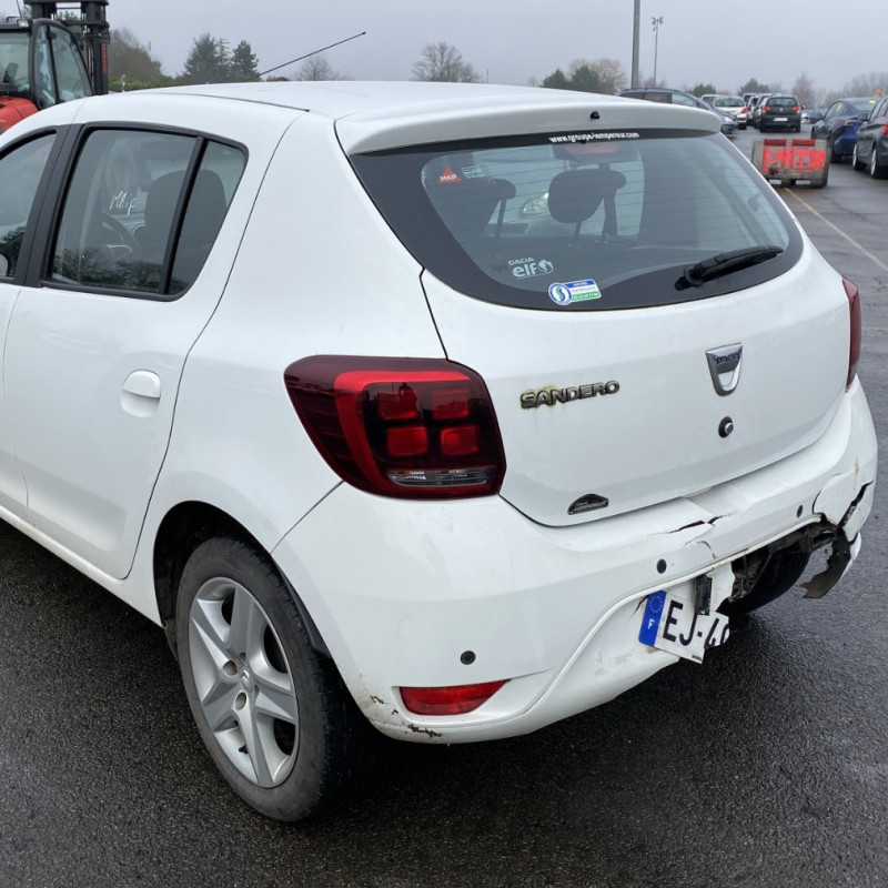 DACIA SANDERO 2 PHASE 1 0.9i - 12V TURBO TCE 90 Photo n°14