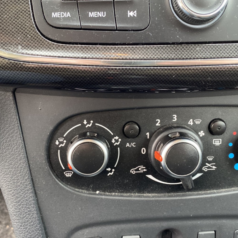 DACIA SANDERO 2 PHASE 1 0.9i - 12V TURBO TCE 90 Photo n°27