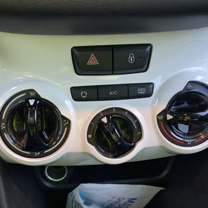 PEUGEOT 208 1 PHASE 2 1.2 VTI - 12V Photo n°16