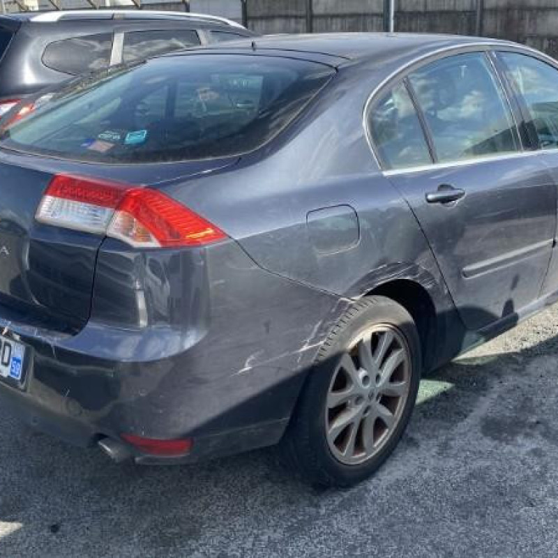 RENAULT LAGUNA 3 PHASE 1 2.0 DCI - 16V TURBO Photo n°9
