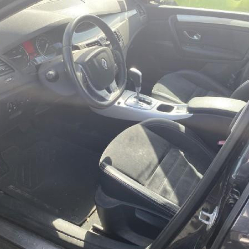 RENAULT LAGUNA 3 PHASE 1 2.0 DCI - 16V TURBO Photo n°15
