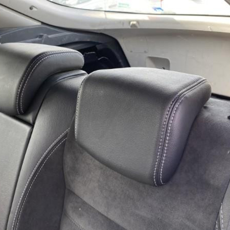 RENAULT LAGUNA 3 PHASE 1 2.0 DCI - 16V TURBO Photo n°17