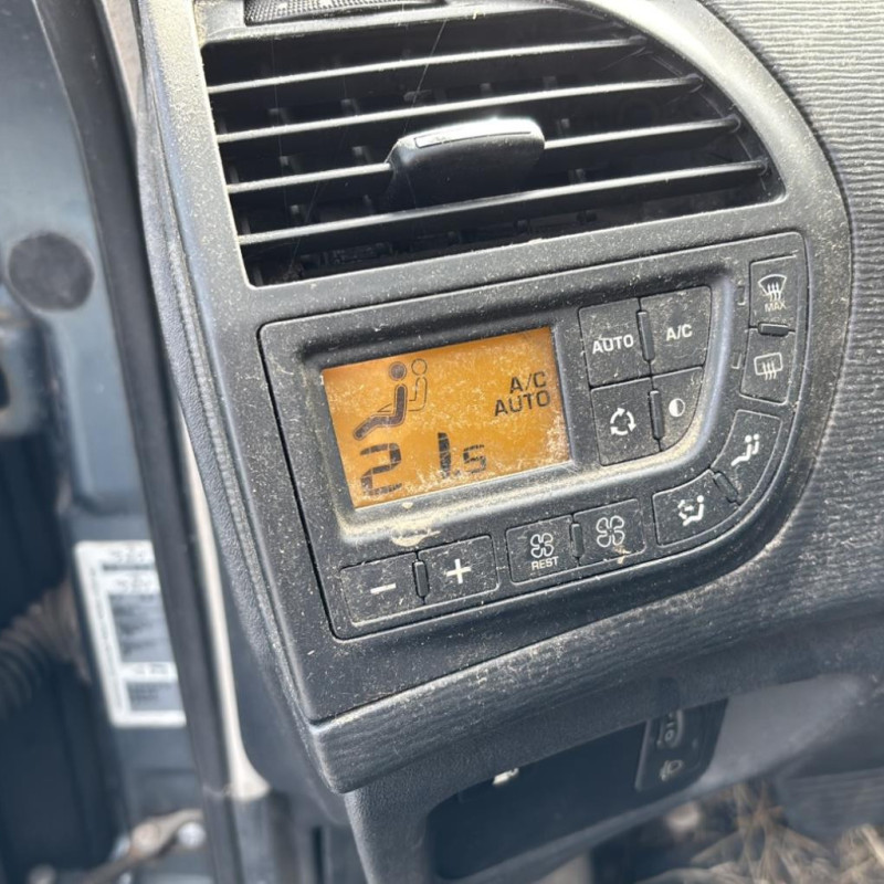 CITROEN C4 GRAND PICASSO 1 1.6 HDI - 16V TURBO Photo n°25