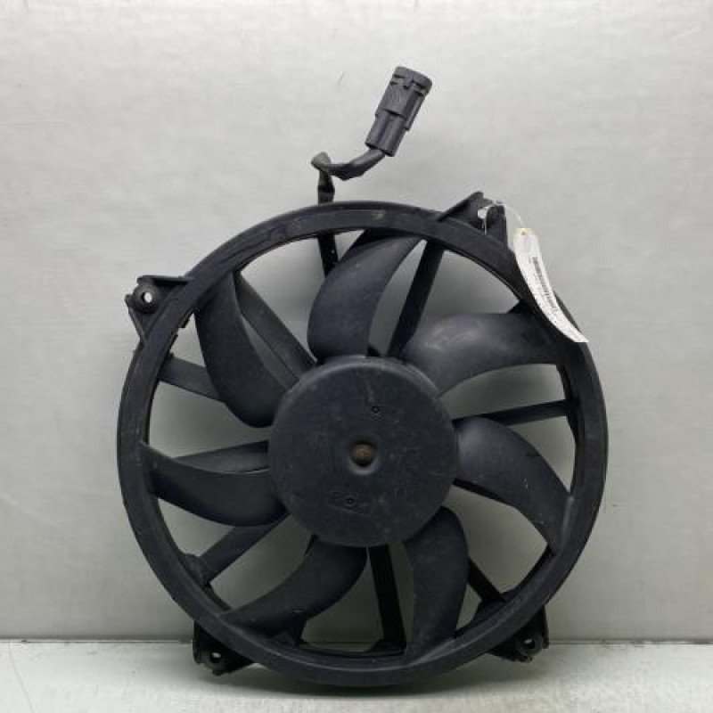 Moto ventilateur radiateur PEUGEOT 3008 1 Photo n°1