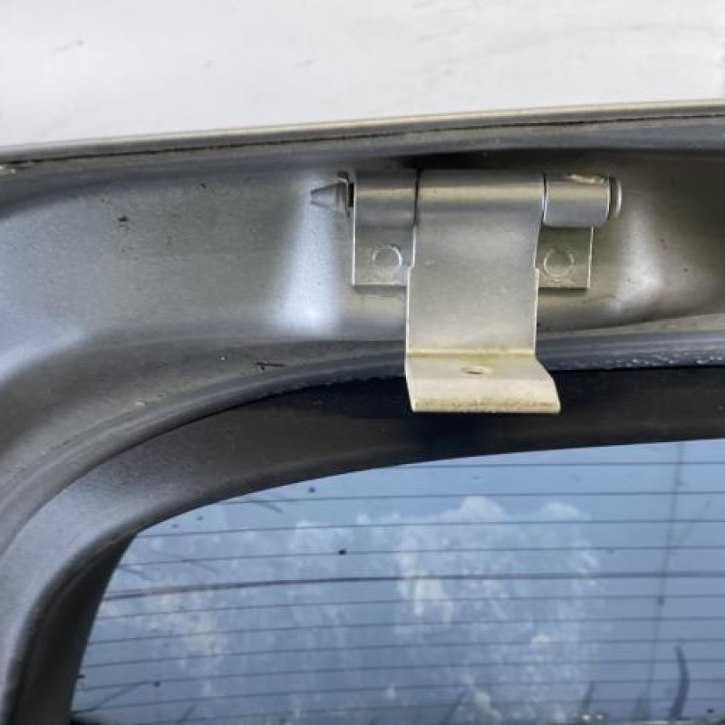 Malle/Hayon arriere OPEL ASTRA H Photo n°8