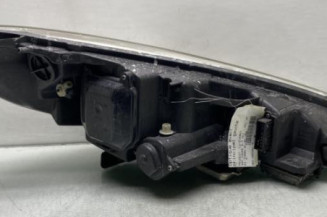 Optique avant principal gauche (feux)(phare) PEUGEOT 407