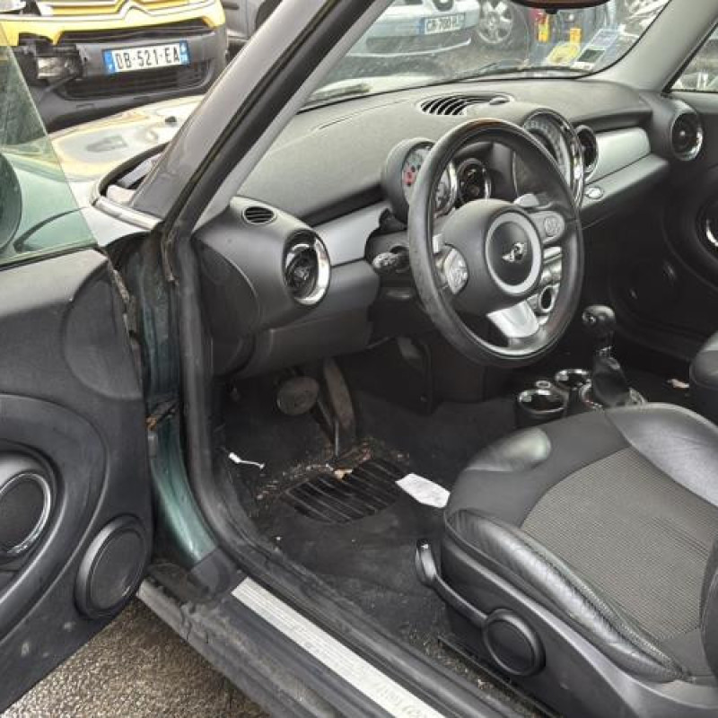 Porte avant gauche MINI MINI 2 R56 Photo n°15