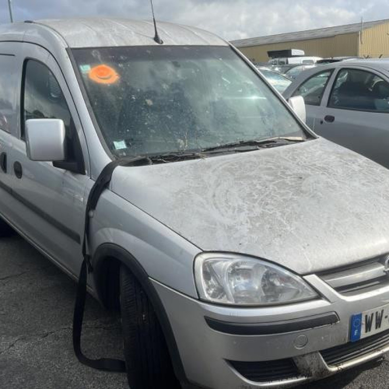 Feu arriere principal gauche (feux) OPEL COMBO C Photo n°5