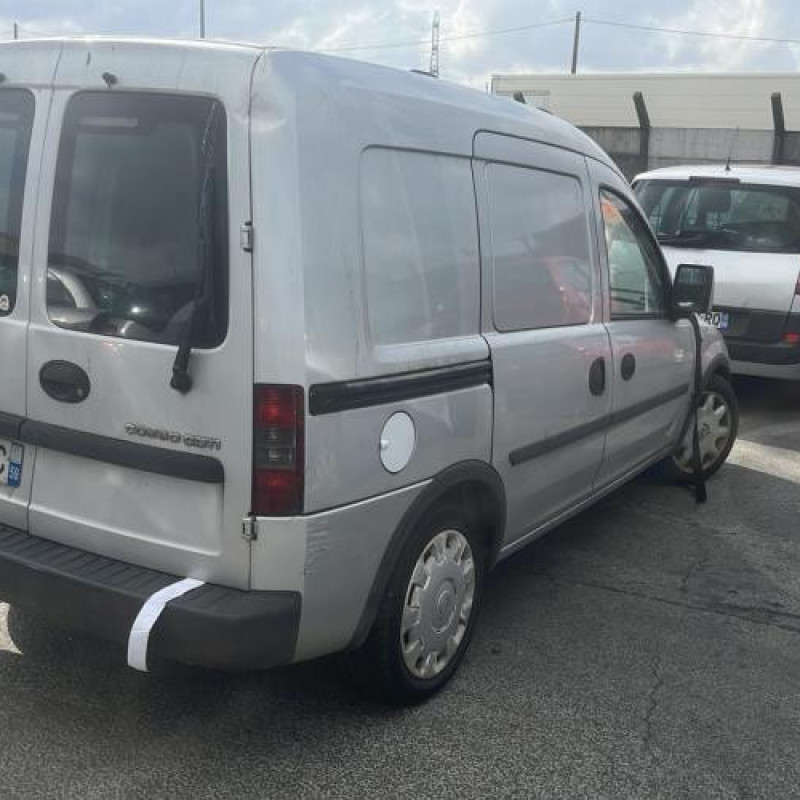 Feu arriere principal gauche (feux) OPEL COMBO C Photo n°7