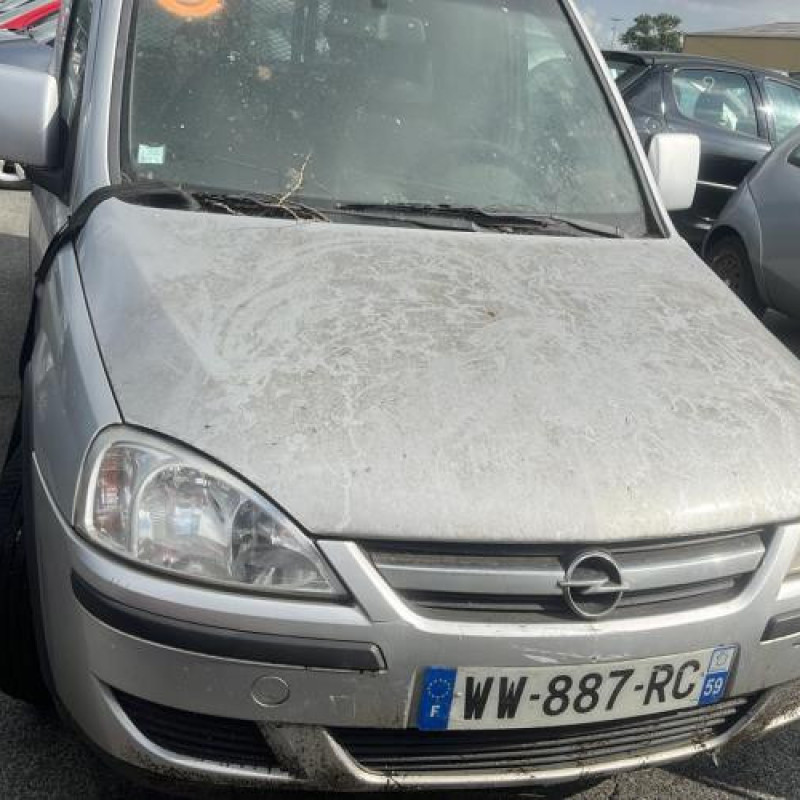 Feu arriere principal gauche (feux) OPEL COMBO C Photo n°10