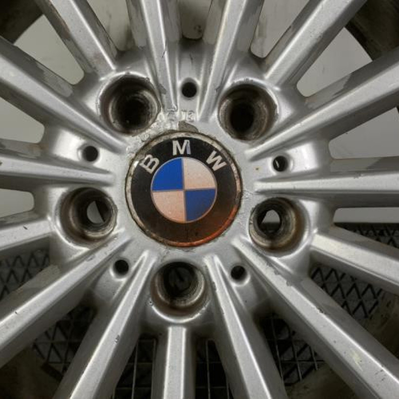 Jante BMW SERIE 3 E90 Photo n°2