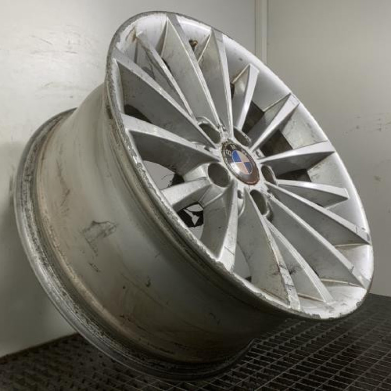 Jante BMW SERIE 3 E90 Photo n°3