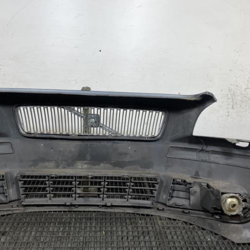 Pare choc avant VOLVO V 50 Photo n°5
