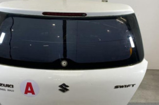 Malle/Hayon arriere SUZUKI SWIFT 3 Photo n°1