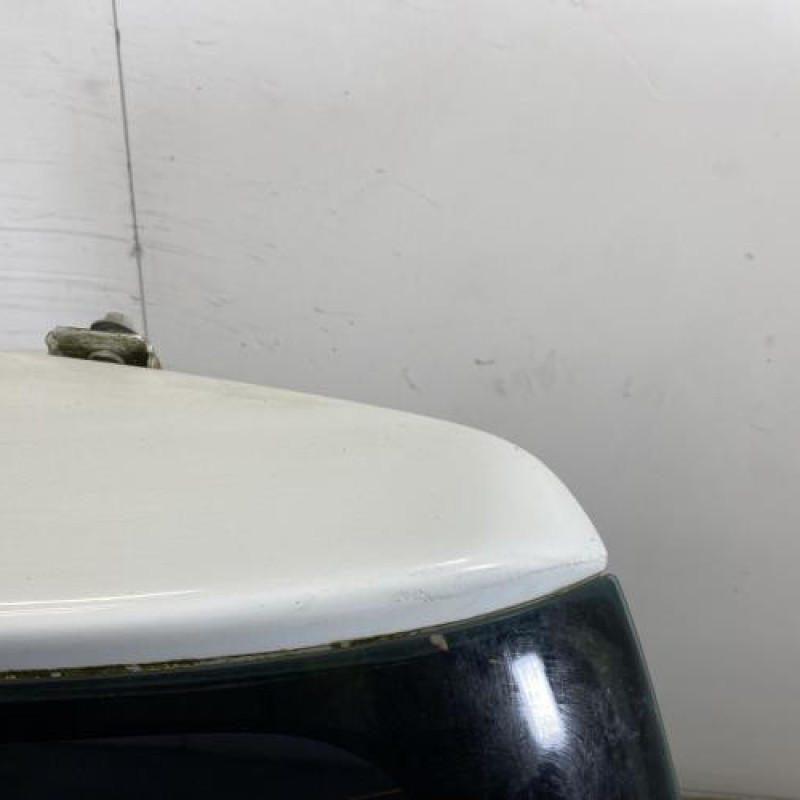 Malle/Hayon arriere SUZUKI SWIFT 3 Photo n°3