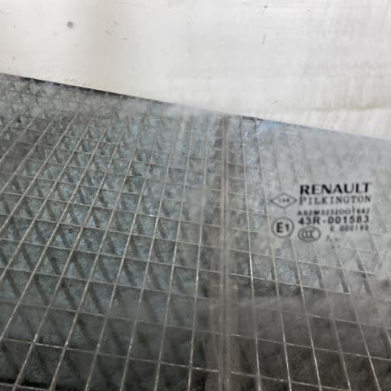 Vitre arriere gauche RENAULT CAPTUR 1 Photo n°3
