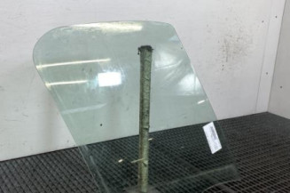 Vitre avant droit RENAULT TRAFIC 3 COURT