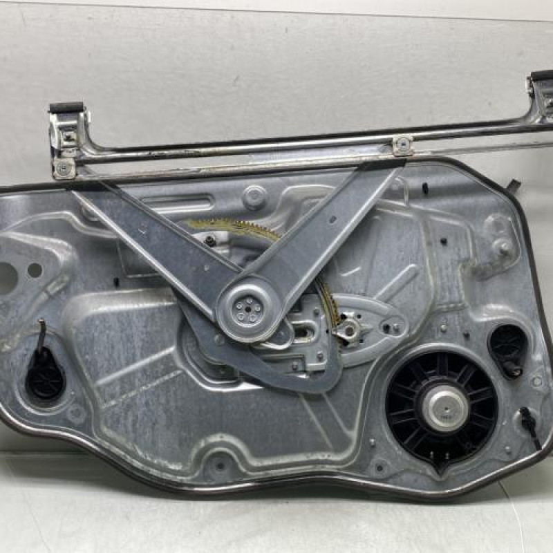 Leve vitre electrique avant droit VOLVO V 50 Photo n°3