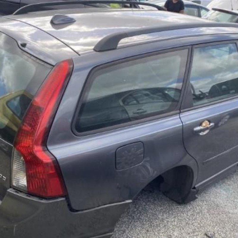 Leve vitre electrique avant droit VOLVO V 50 Photo n°6