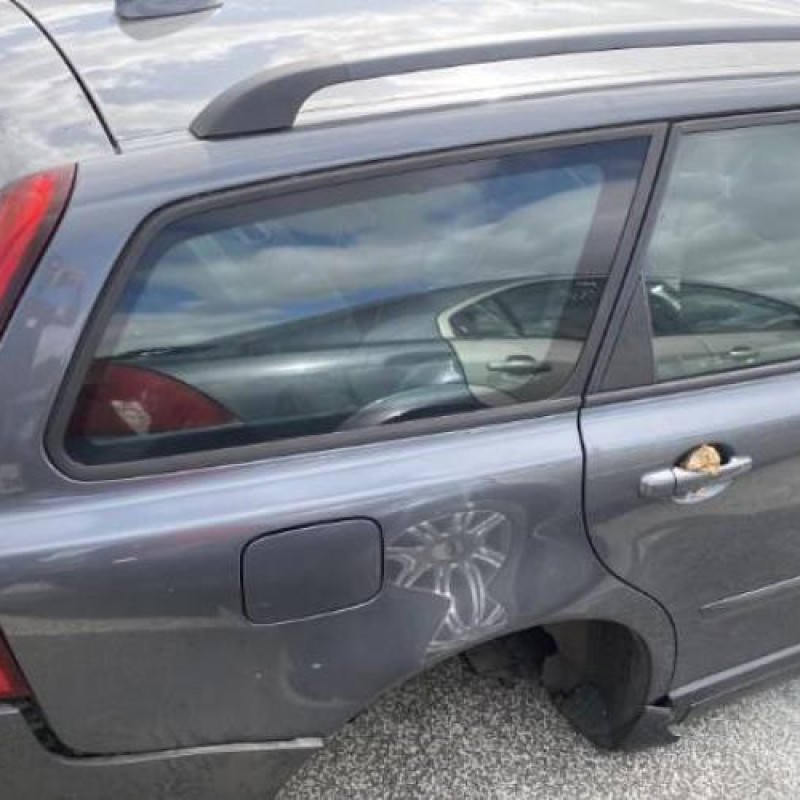 Leve vitre electrique avant droit VOLVO V 50 Photo n°12
