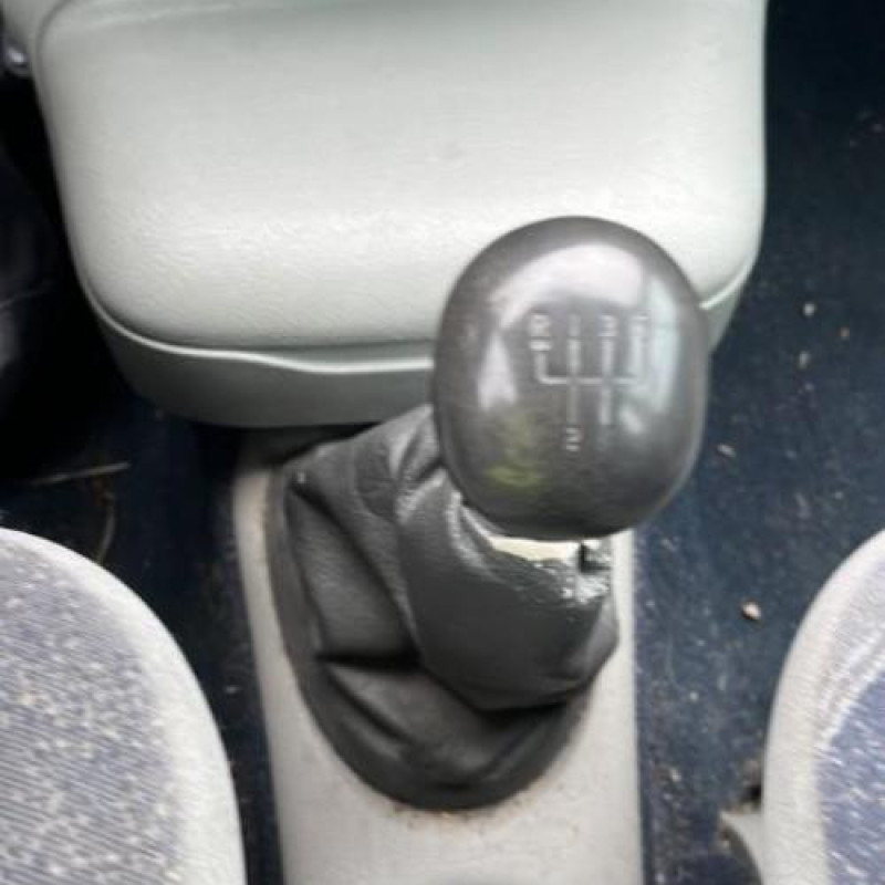 Vitre avant droit RENAULT SCENIC 1 Photo n°13