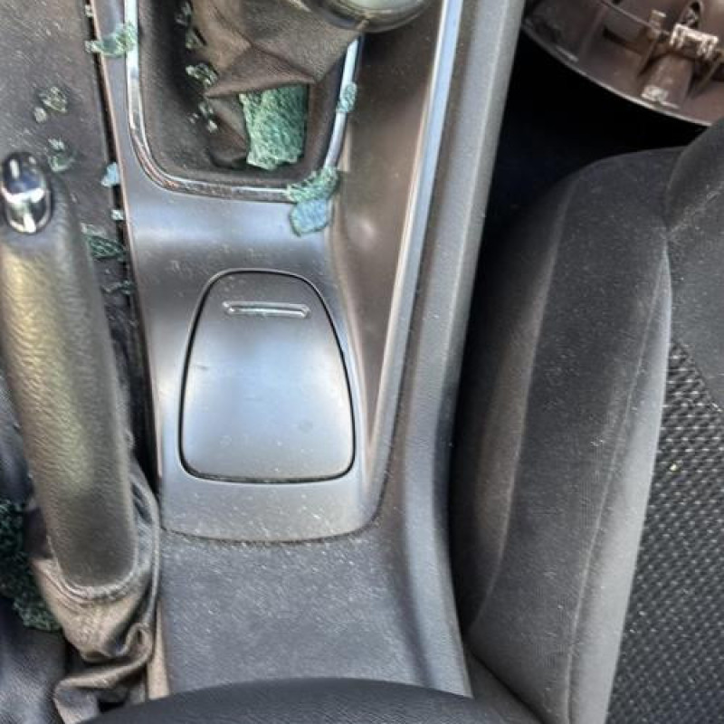 Pretensionneur de ceinture avant droit CITROEN C5 2 Photo n°19