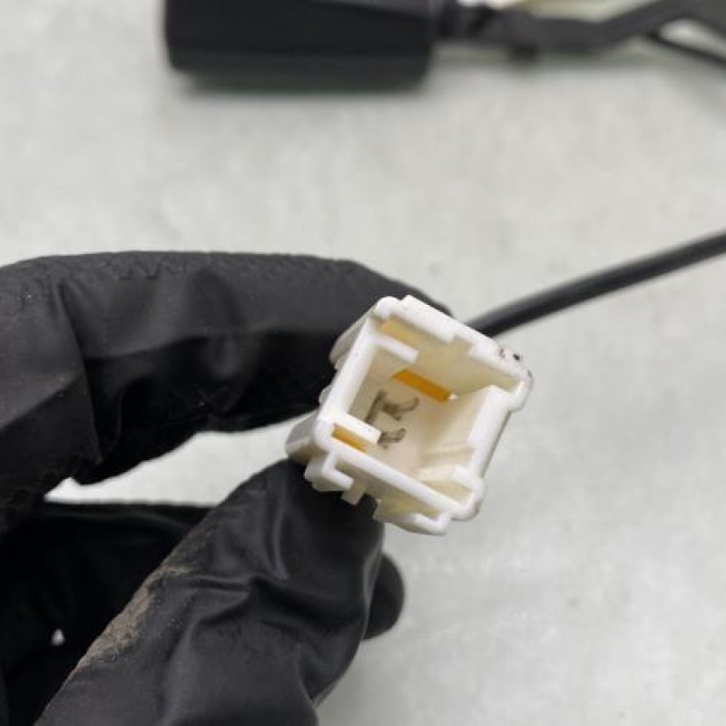 Attache ceinture avant droit CITROEN DS3 Photo n°3