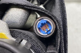 Pretensionneur de ceinture avant droit RENAULT CAPTUR 1