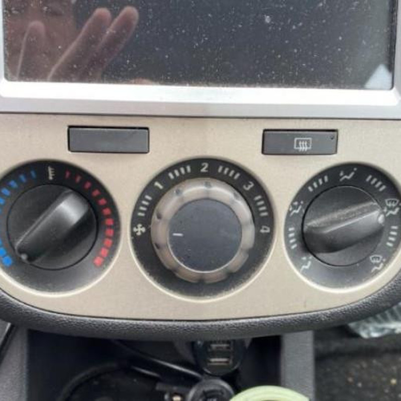 Moteur OPEL CORSA D Photo n°12