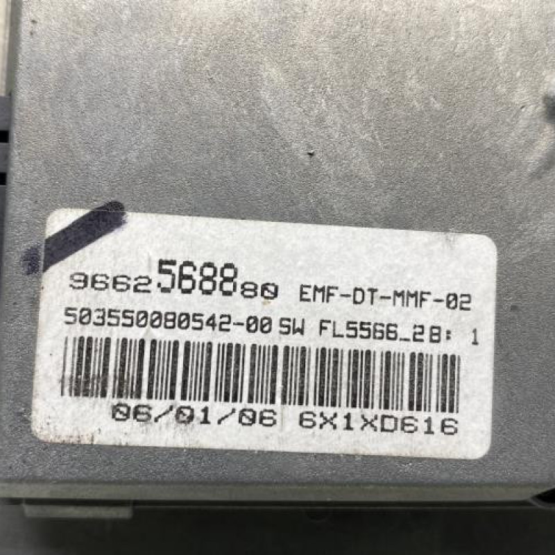 Ecran GPS PEUGEOT 407 Photo n°3