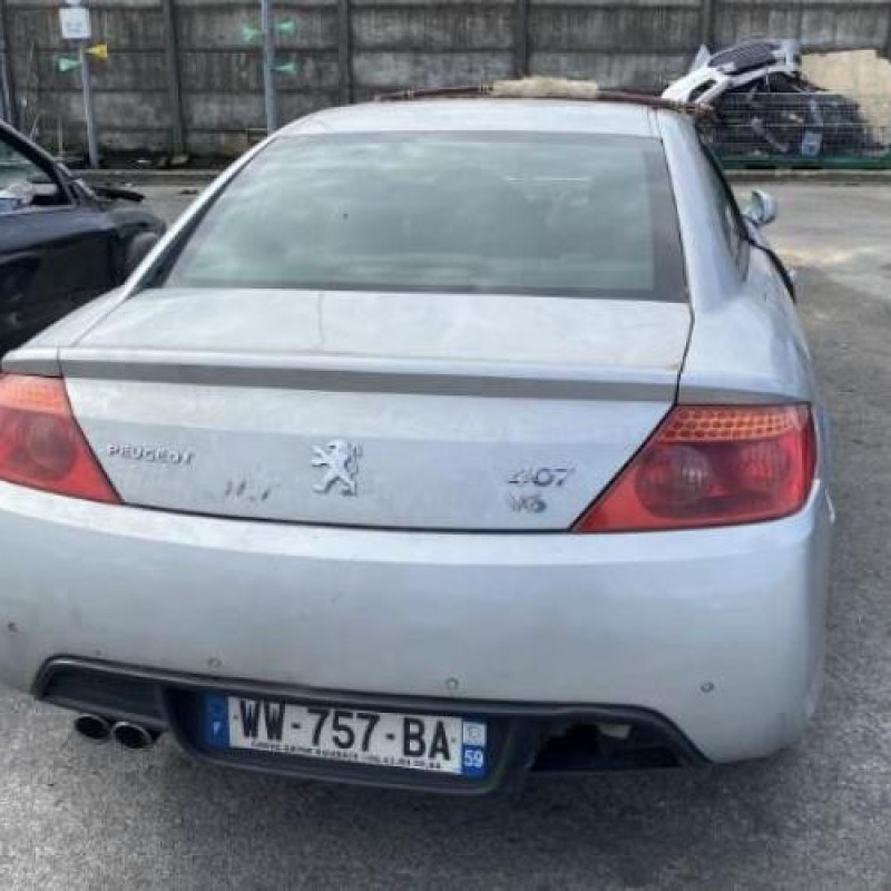 Ecran GPS PEUGEOT 407 Photo n°9